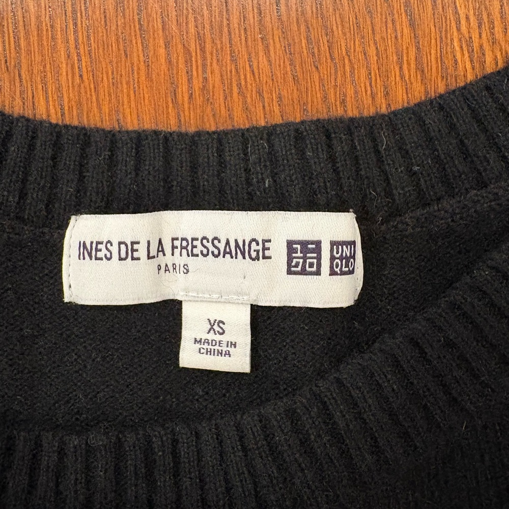 Uniqlo Ines de la fressange  Black Cashmere tunic
